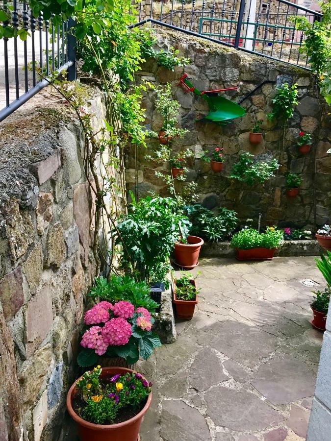 Apartamentos Rurales Los Nogales Косгая Екстер'єр фото